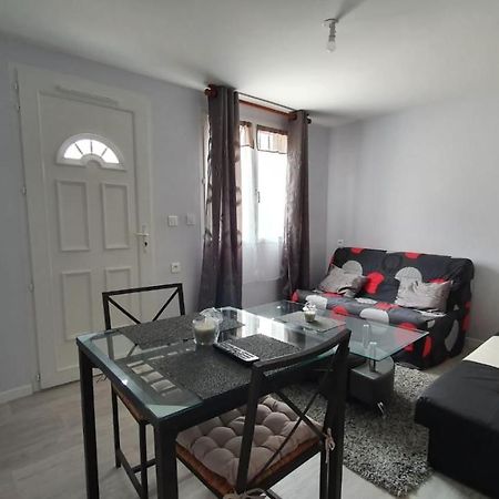 Appartement Neuf Dans Maison Villargondran Экстерьер фото